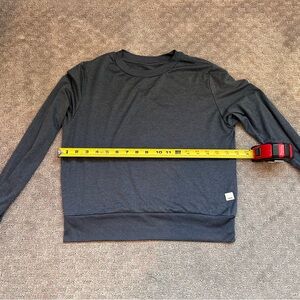 Vuori Women's Daydream Crew. XS. Heather Blue.
